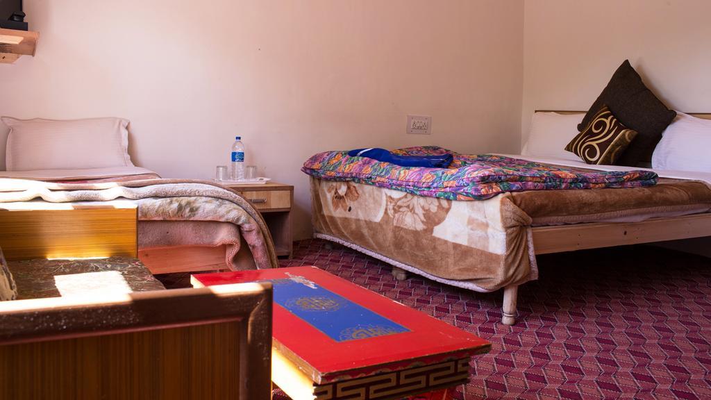 Siala Guest House Leh Szoba fotó